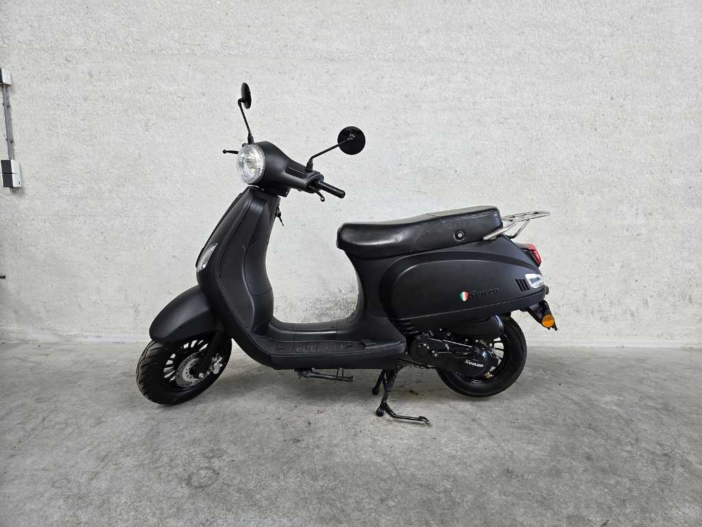 Senzo - Moped - RivaLux - versiune 4T 25km