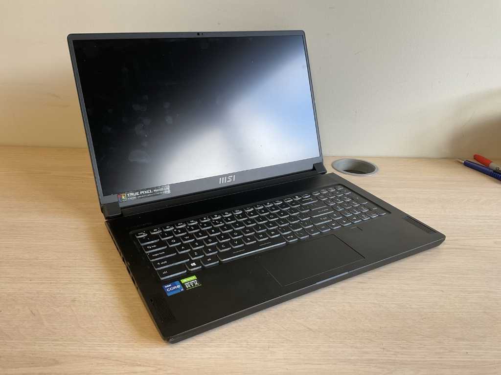 Msi Creator 17 (B11UE-408NL) Laptop