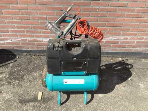 Spr??arka powietrza Makita AC 240 2019