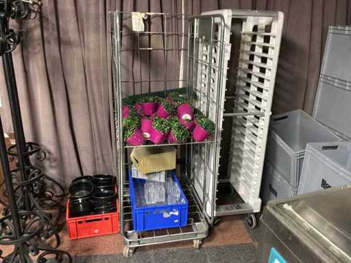 Transport cart with content (2x)