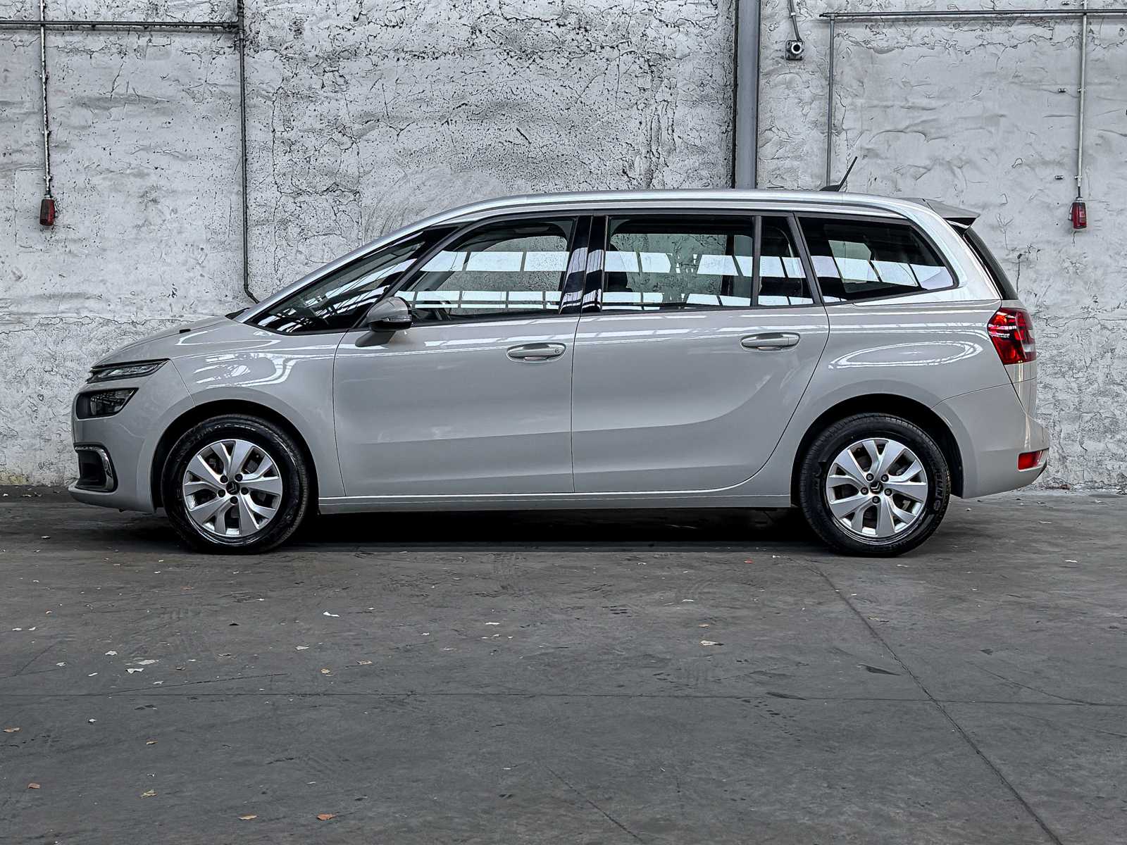 Citroen C4 spacetourer 1.2 puretech s&s feel 5d 131pk 2018 (7-Persoons)