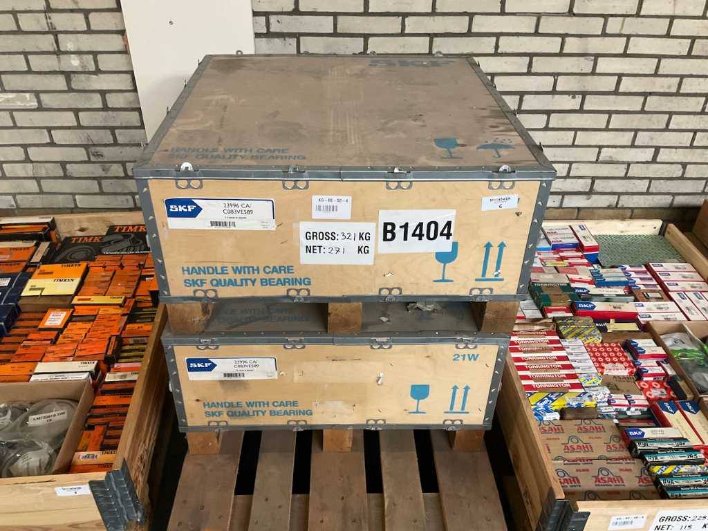 271KG (nett) bearings 2x 23996CA/C083VE589 SKF (B1404)