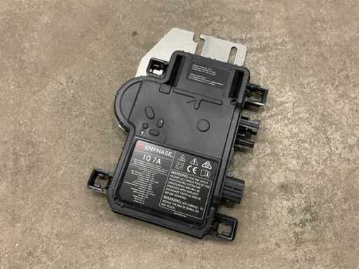 Microinvertor Enphase IQ 7A (6x)