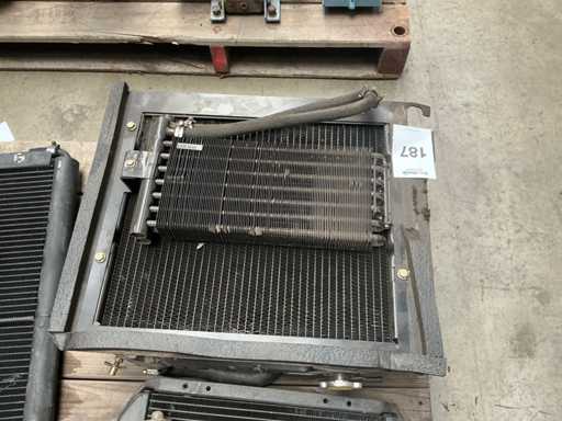 Radiateur met oliekoeler