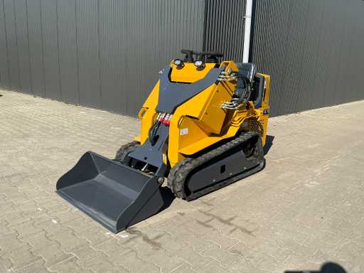 Bison Tek BT360 Mini Loader