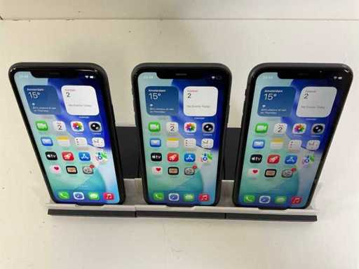 Apple iPhone 11 - 64GB - Black (3x)
