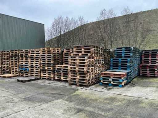 Grote partij houten pallets