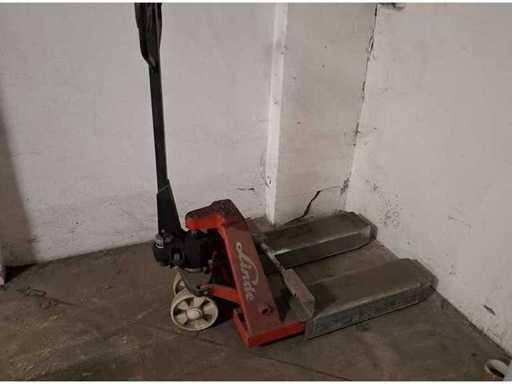 LINDE - HPT m15 - Transpaleta con adaptador de horquilla