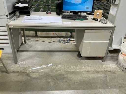 ASSMANN Schreibtisch