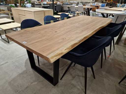 Table intérieure en teck diamanté 240 x 100 cm Trunck Natural