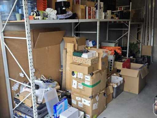 Partijhandel | Complete Inhoud van 3 Stellingvakken met Gereedschap, Elektronica, Horeca-artikelen en Diversen