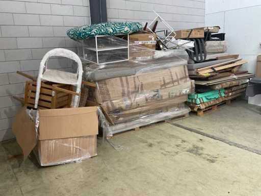 Mărfuri de returnare pe paleți