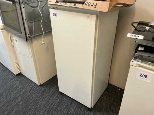 Whirlpool ARG 977 Refrigerator