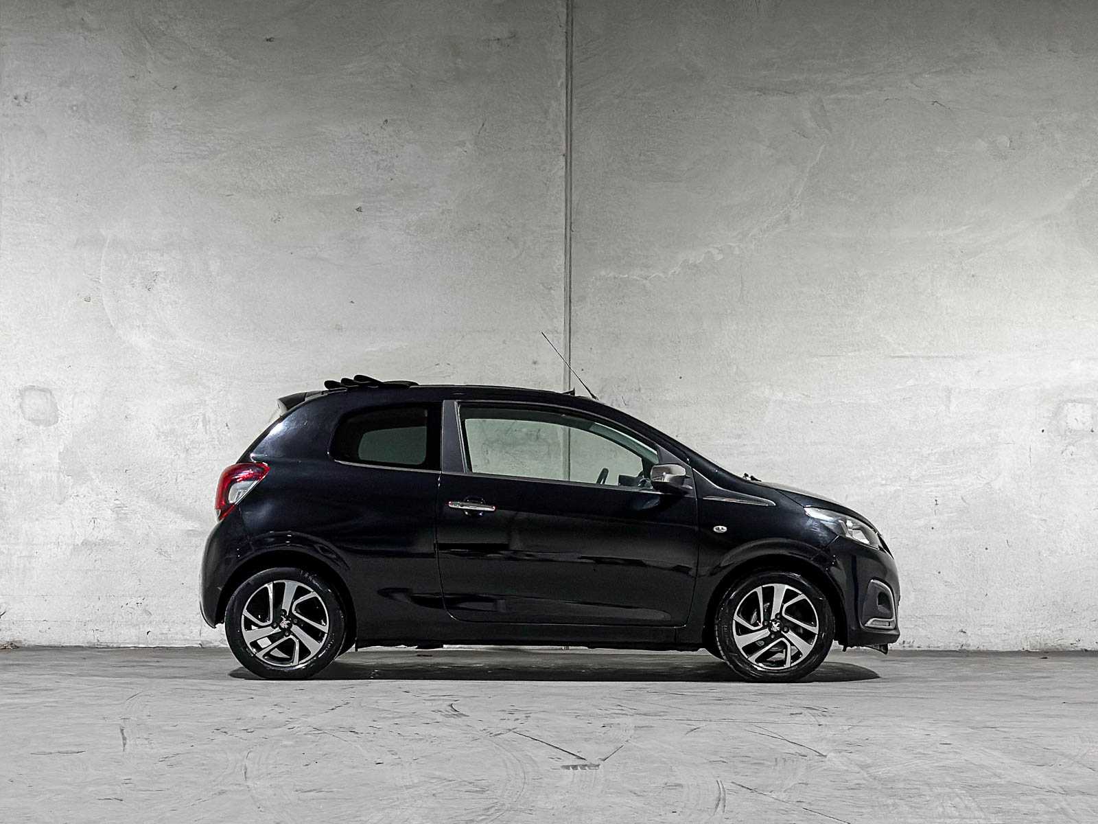 Peugeot 108 1.2 Puretech Allure 82pk 2015, PP-318-L