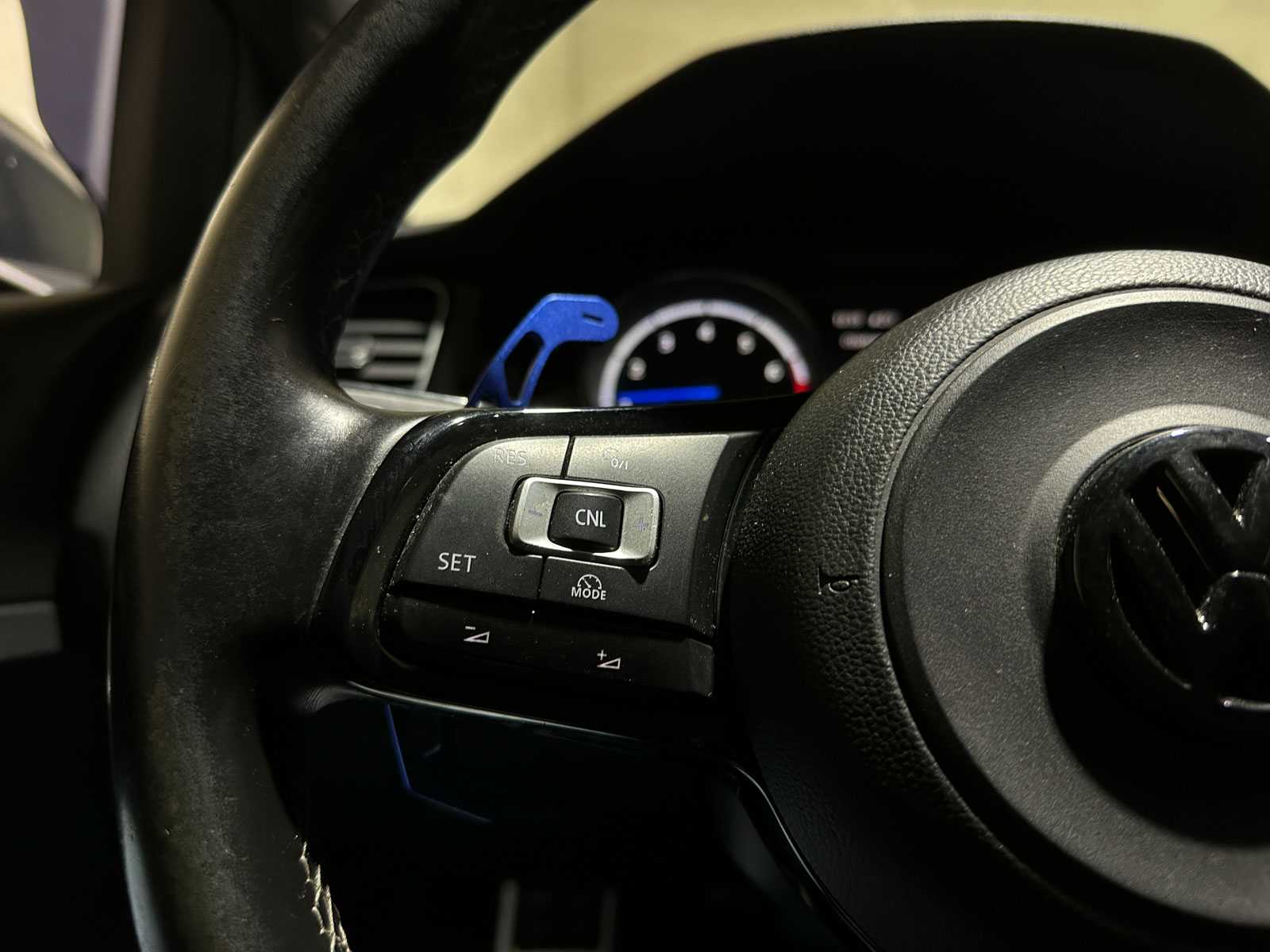 Volkswagen Golf 2.0 TSI R 4Motion 300pk 2015, P-916-RV