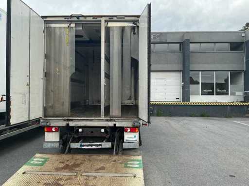 2015 Iveco Eurocargo refrigerated body and tailgate Truck