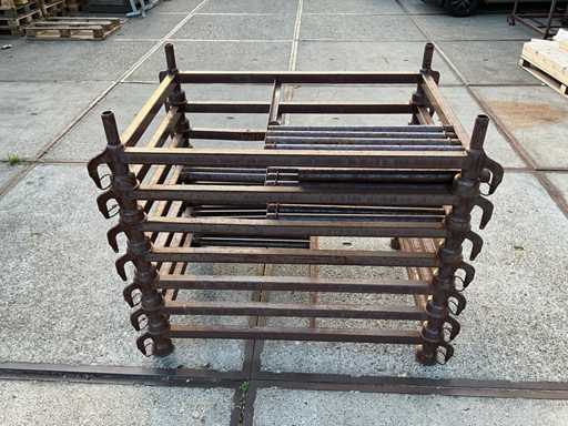 Müba - Vertical Storage Racks (7x) 