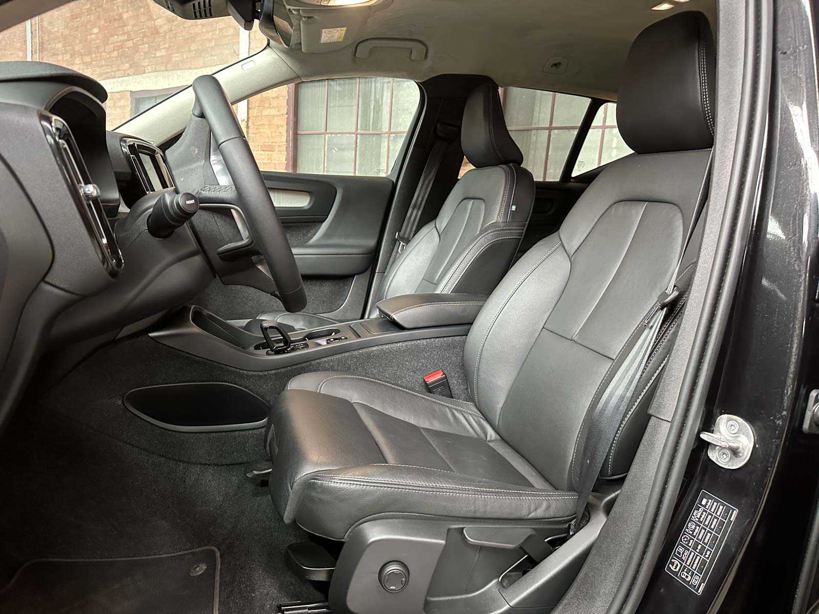 Volvo XC40 2.0 B3 Mild-Hybrid 163pk 2024