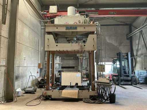 Reis - WP 22-200 - 2013 - Trimming presses