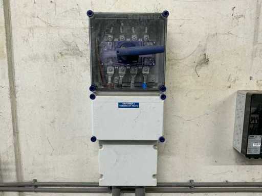 Lot Eaton Halyester meubles d’interrupteur SKH160/4S, 160A, 4 pôles (10 pièces)