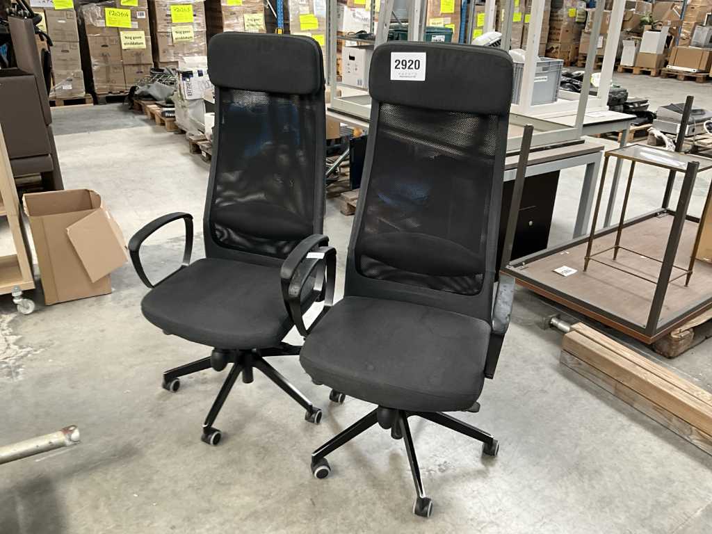 2 swivel chairs MARKUS