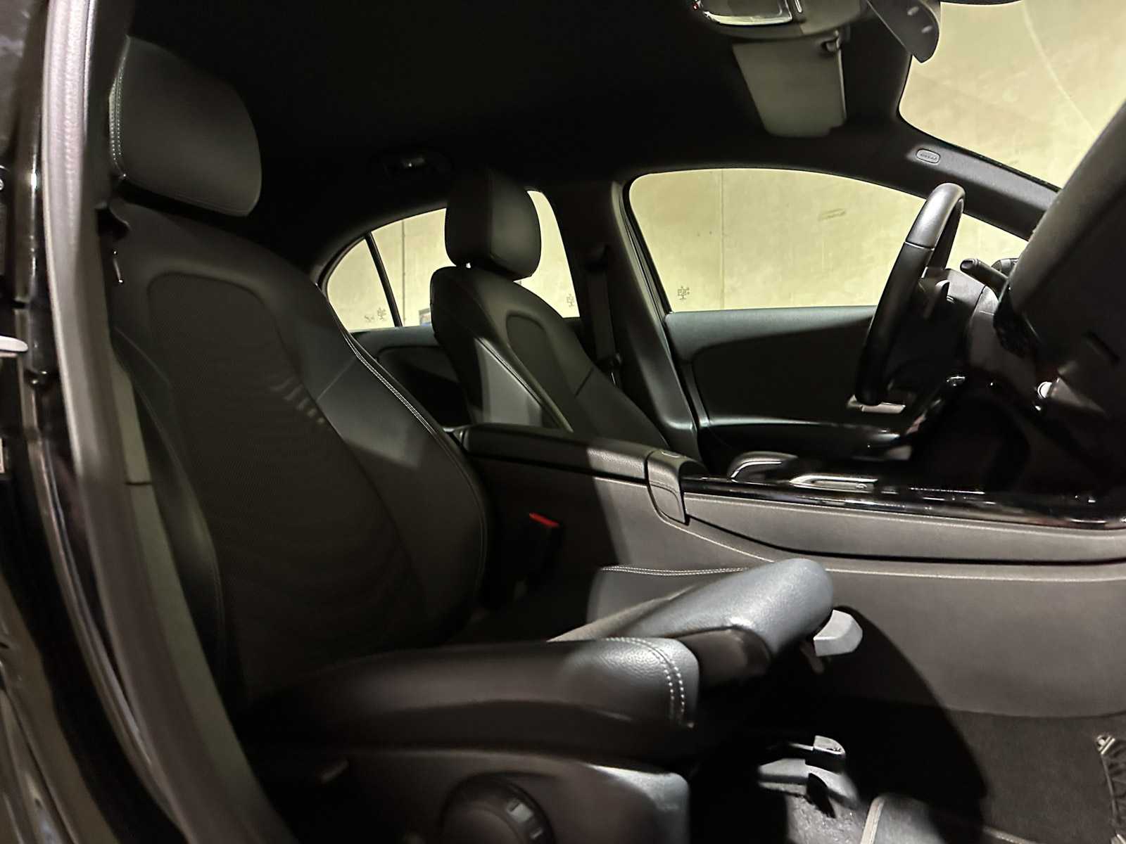 Mercedes-Benz A180 d 7G-DCT Business Solution A-Klasse 116pk 2020 (Origineel-NL+1e eigenaar), H-772-KD