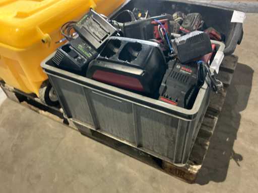 Batch of various battery chargers