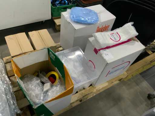 Schoonmaakmiddelen en benodigdheden