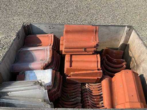 Lot dakpannen 130stuks Van Dordt