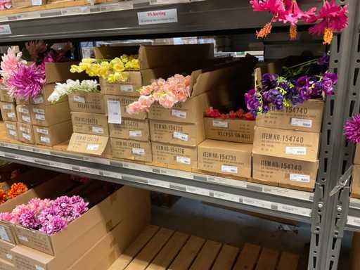 Lot de fleurs artificielles