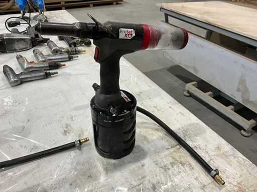 Machine à rivets aveugles Pop Avdel Proset XT3