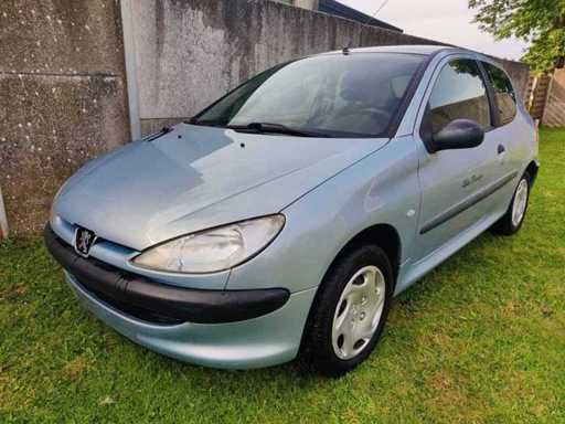 Peugeot - 206 - Car - 2001