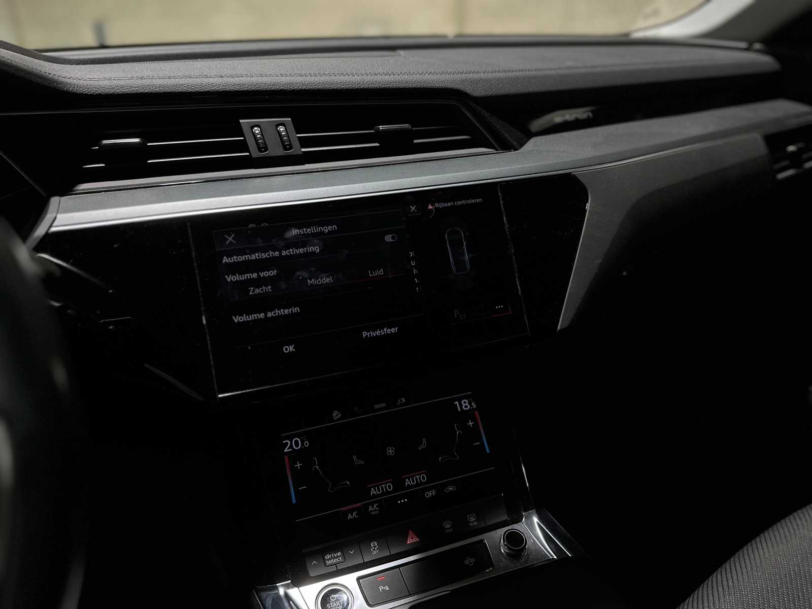 Audi Q8 e-tron 50 Quattro Edition 95 kWh 340hp 2023, S-106-PZ