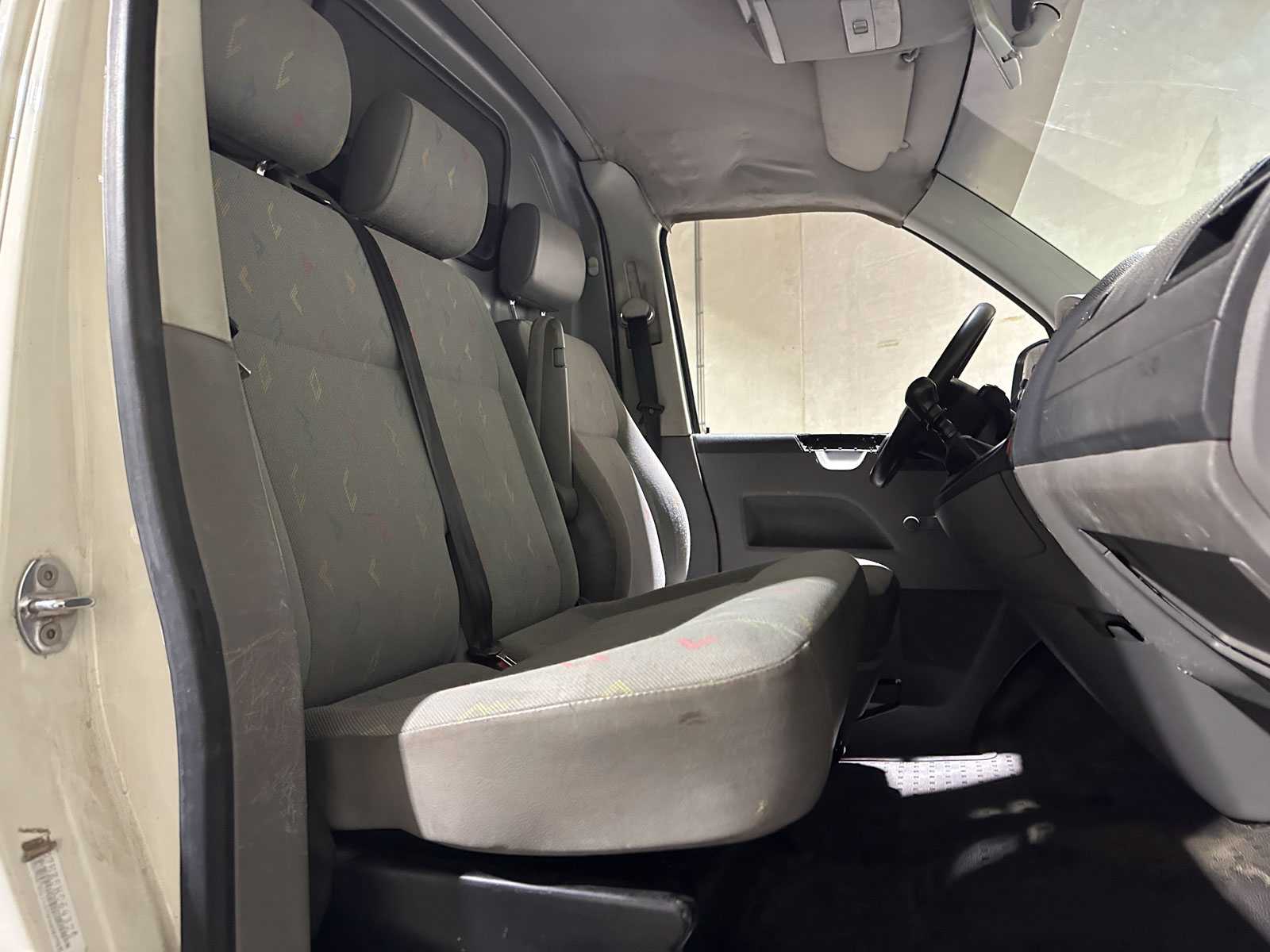 Volkswagen Transporter 1.9 TDI 300 103pk 2005, 54-BZ-GH