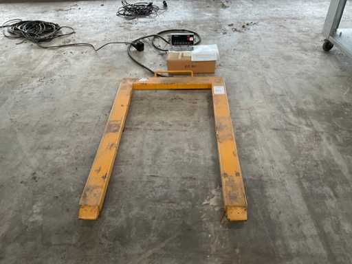 2011 CAS Newton 2000UFS Pallet weegschaal