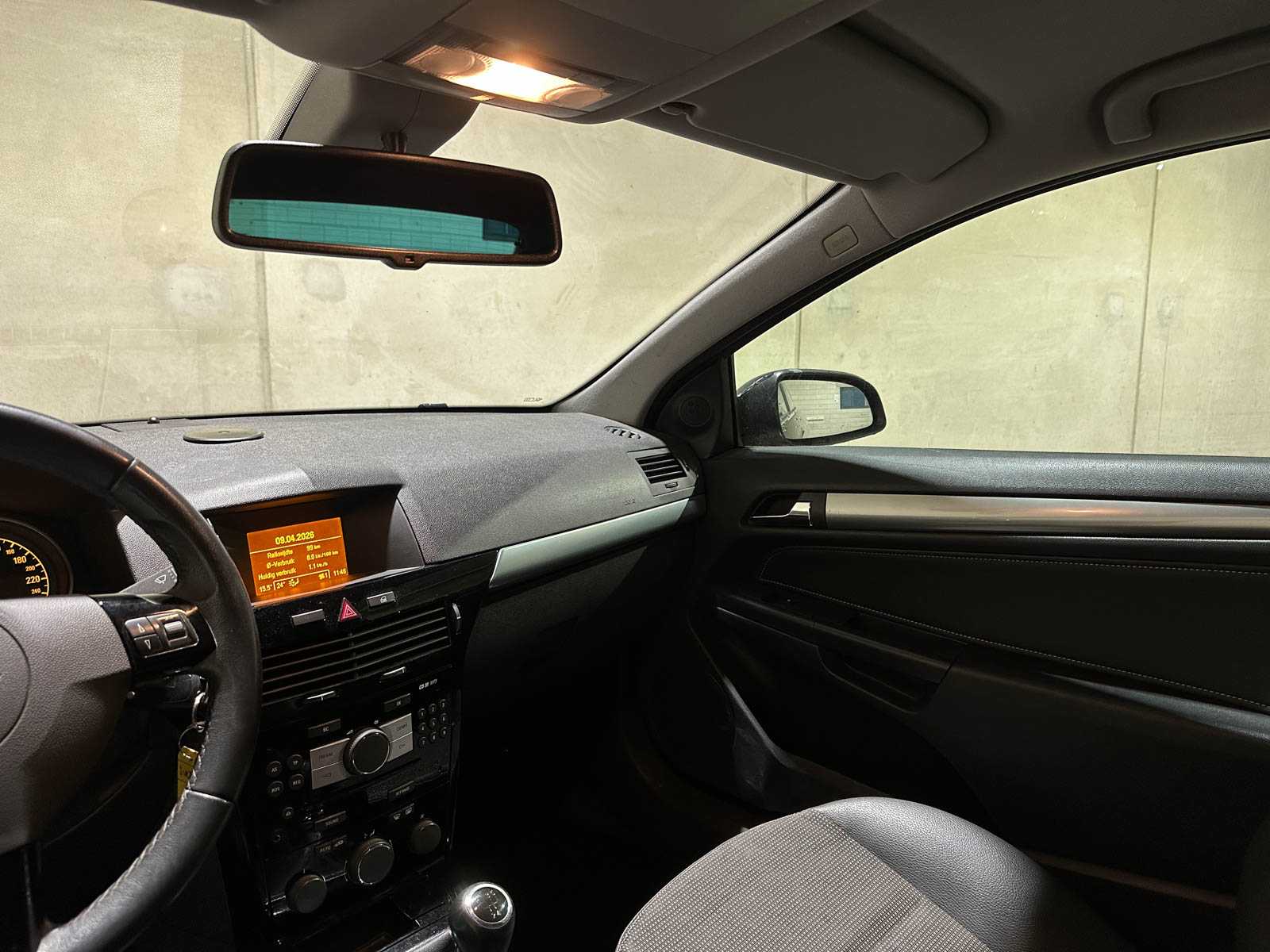 Opel Astra GTC 1.8 Cosmo 140pk 2009 (Origineel-NL), 16-JDN-1