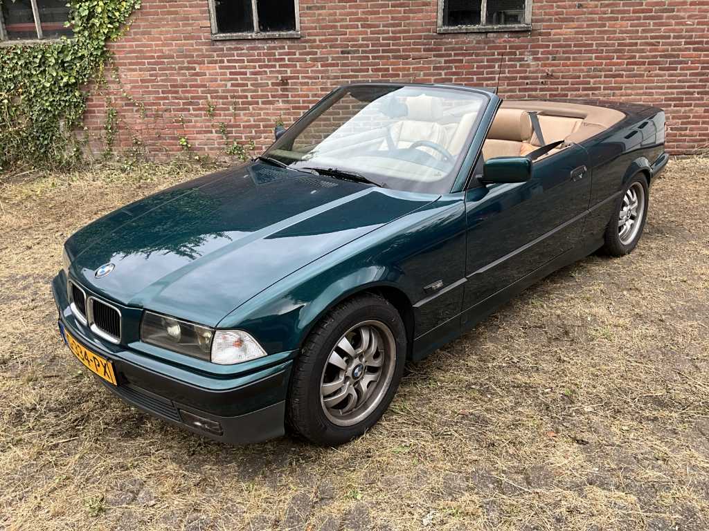 BMW E36 318i Cabriolet (1995)