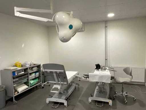 Contents of skin clinic due to business closure