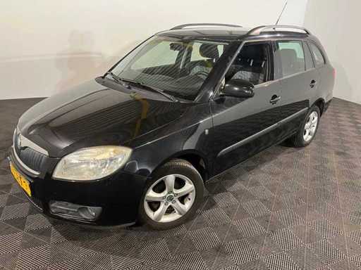 Skoda Fabia Combi 1.2-12V Ambition Bns, 77-JLT-9