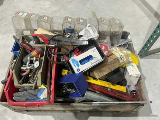 Batch of hamd tools and miscellaneous