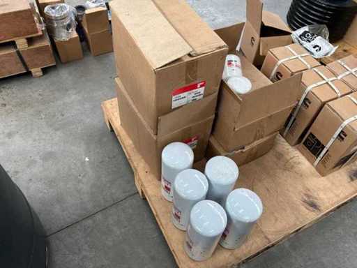 Fleetguard LF3345 + LF9009 Partij oliefilters