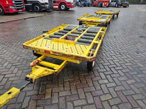 Partij 5 stuks Blumenbecker-Technik KFC vliegtuigbagagewagens (containerdolly's / rollenwagens)