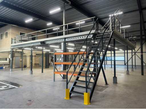 Mezzanino (13,40x13,40 mtr) (180 m2)