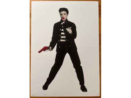 MORTE NYC: Elvis Presley con pistola Vuitton 75/100