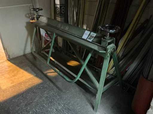 Mașină pliabilă M&H