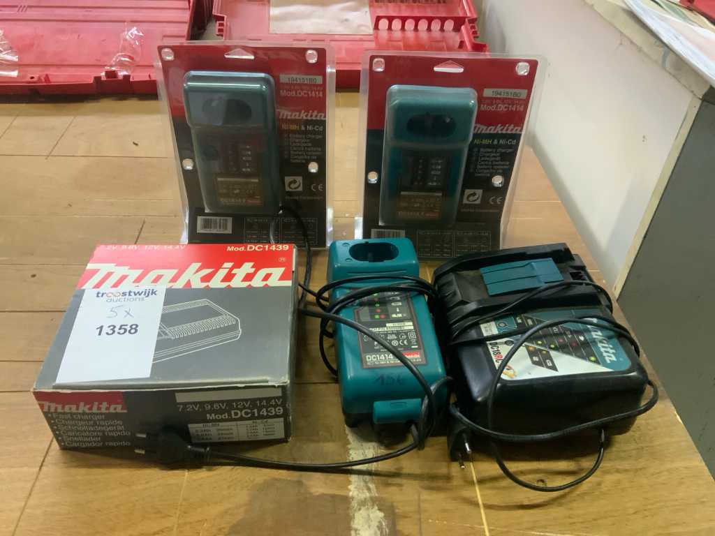 Makita Battery Chargers (5x)