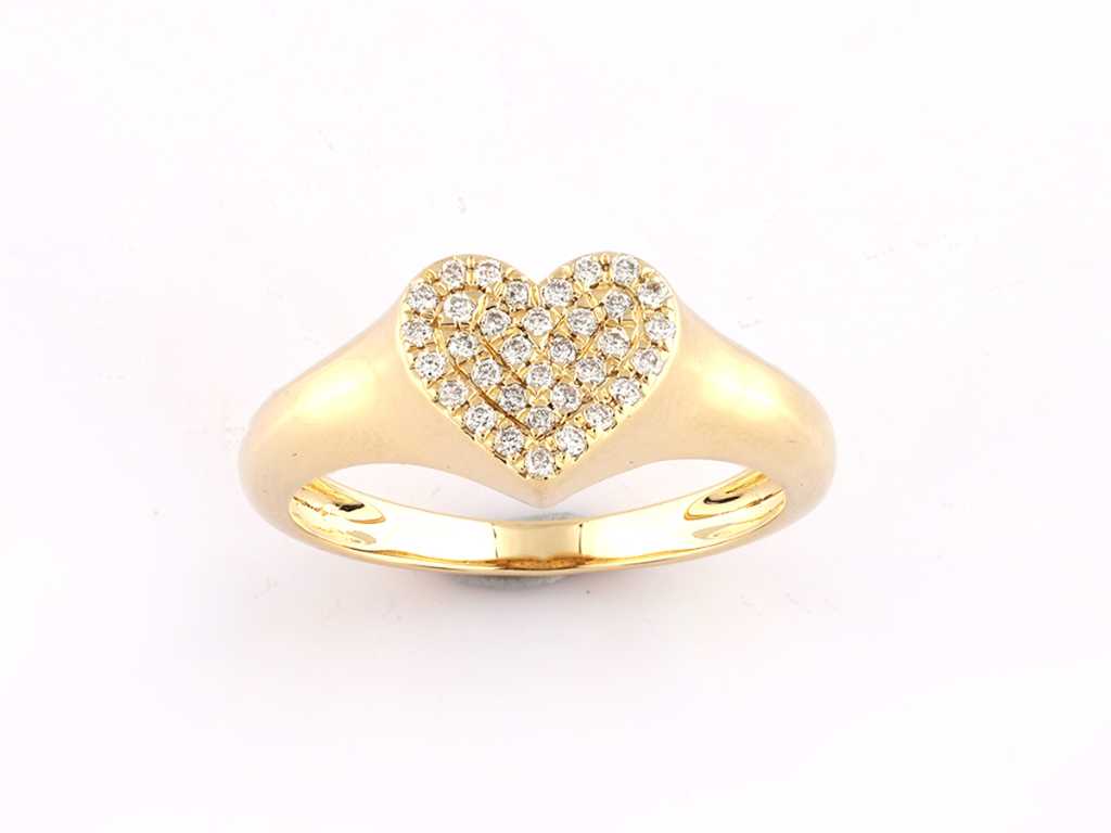 14 KT Yellow gold Ring With Natural Diamond