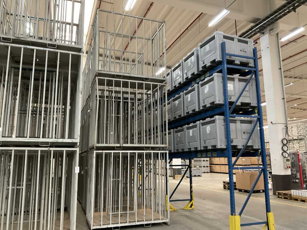Stacking cage (23x)