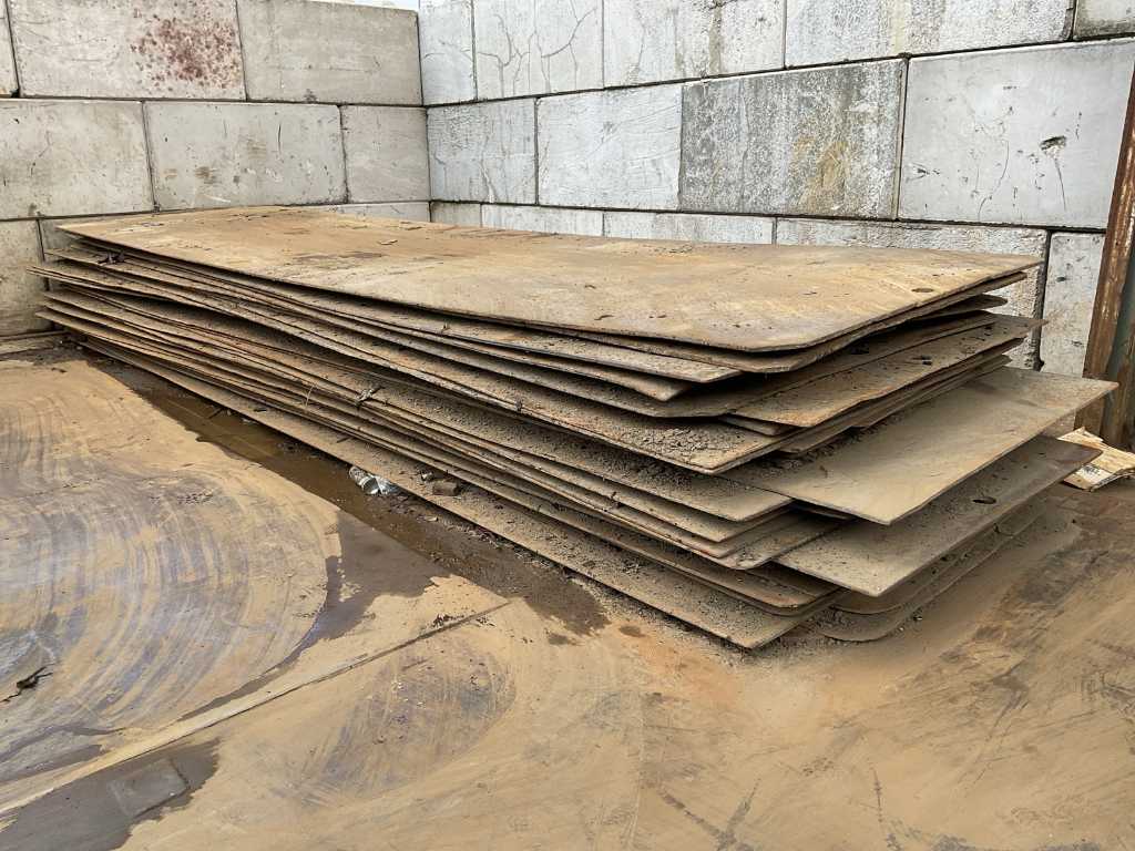 33T Steel road plates (34x)