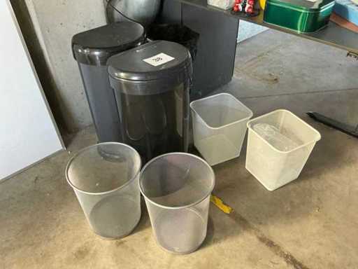 Batch of various Waste Bins & Trash Cans